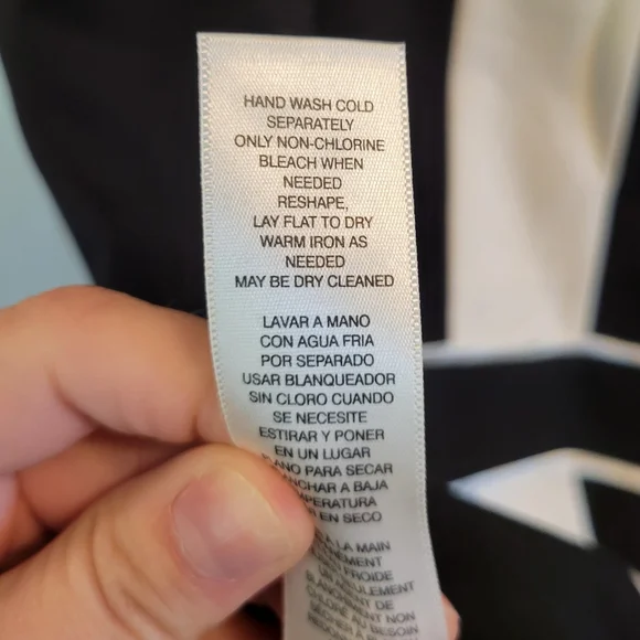 White House Black Market Black White Colorblock Sleeveless Blouse - Picture 7 of 7